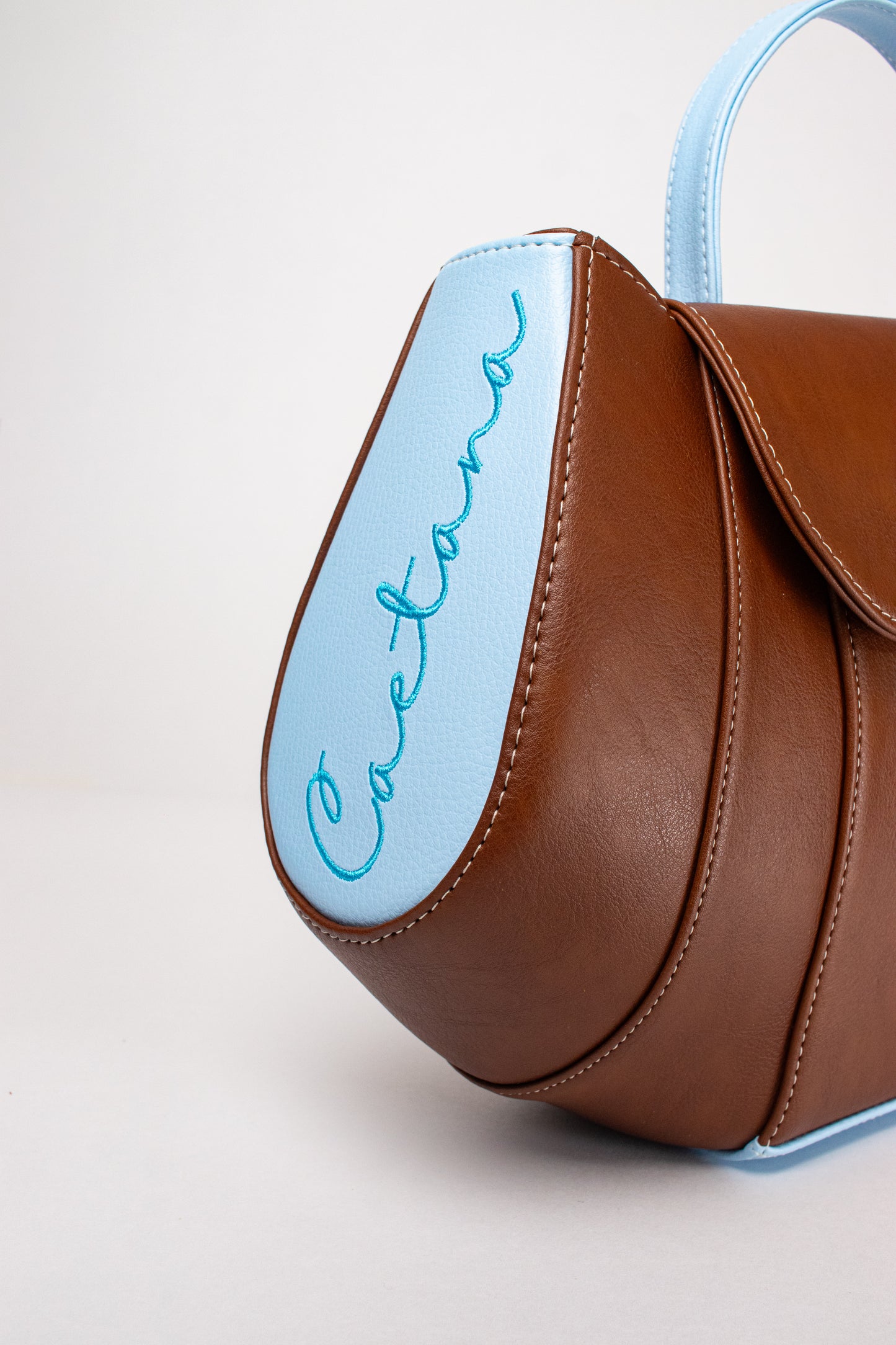 TATU BAG MARRÓN + AZUL CELESTE