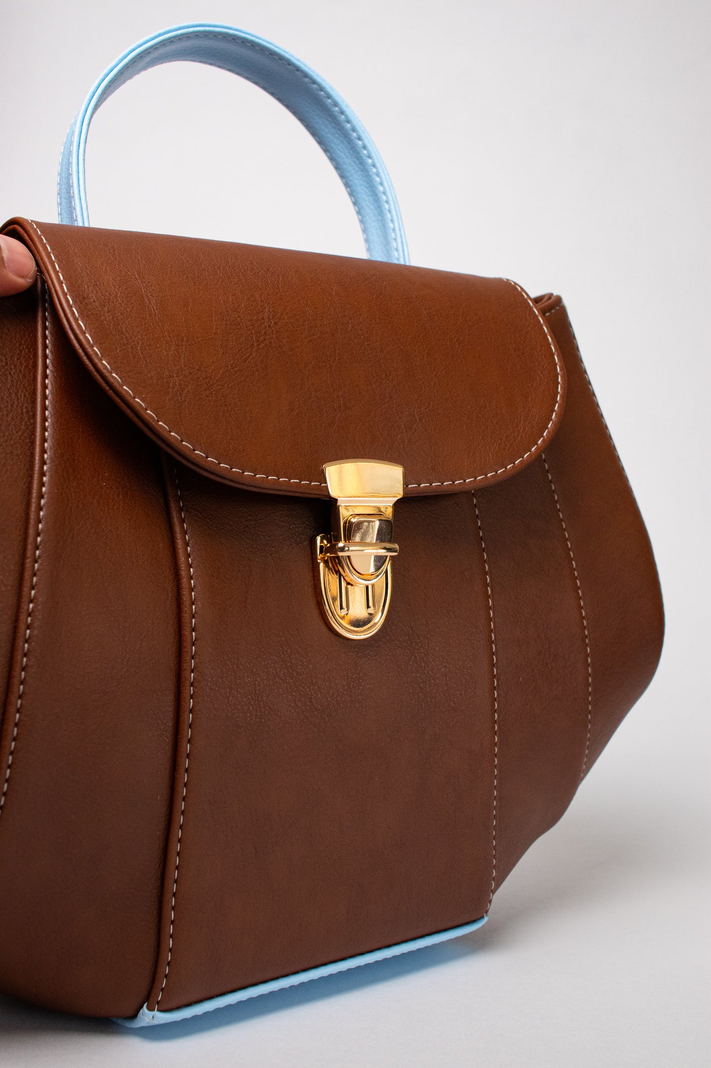TATU BAG MARRÓN + AZUL CELESTE