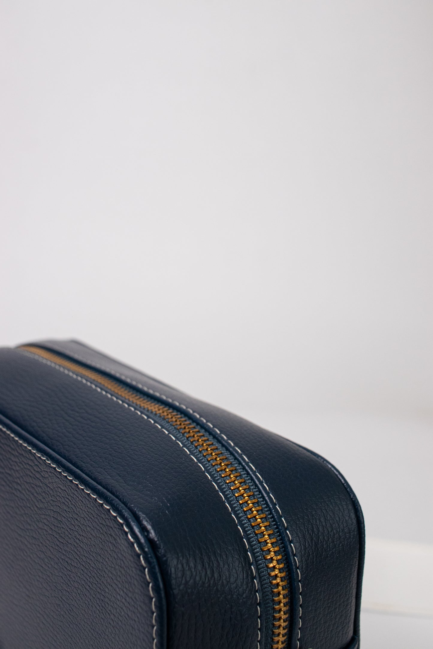 MADEIRA NAVY BLUE + BEIGE
