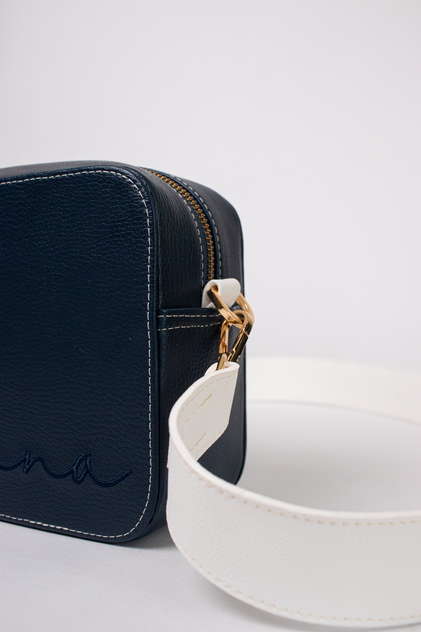 MADEIRA NAVY BLUE + BEIGE