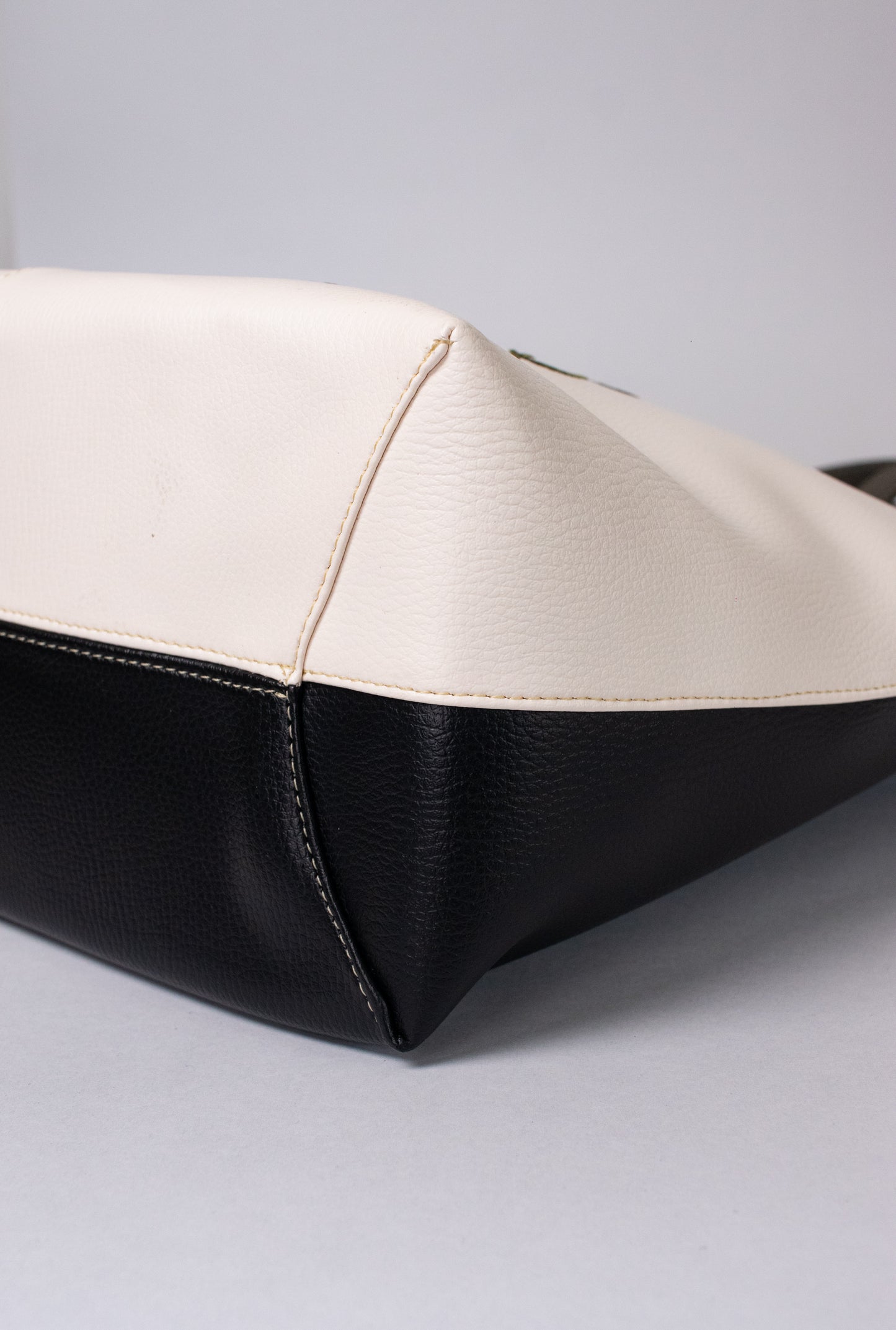 CASTELO BAG BEIGE x NEGRO + VERDE OLIVA