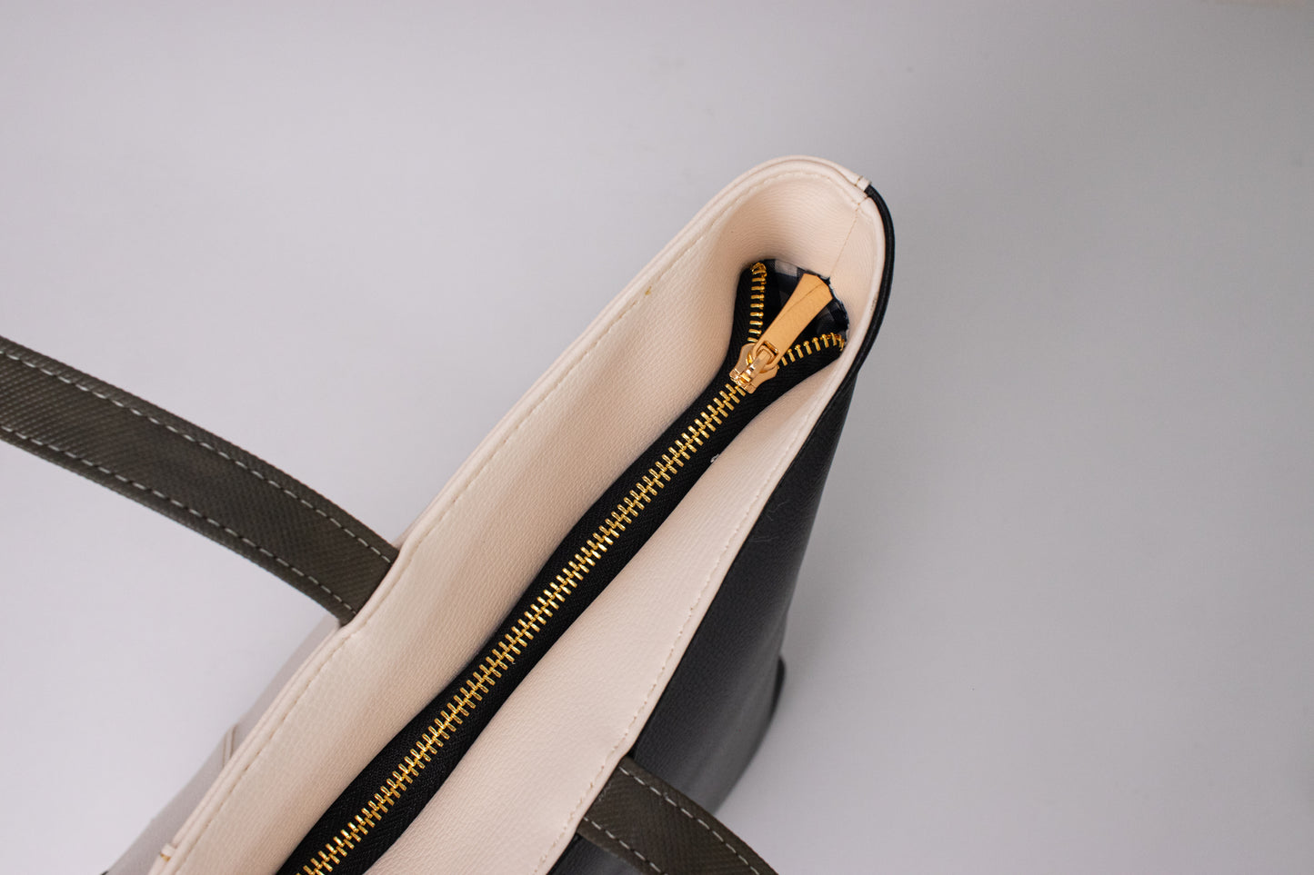 CASTELO BAG BEIGE x NEGRO + VERDE OLIVA