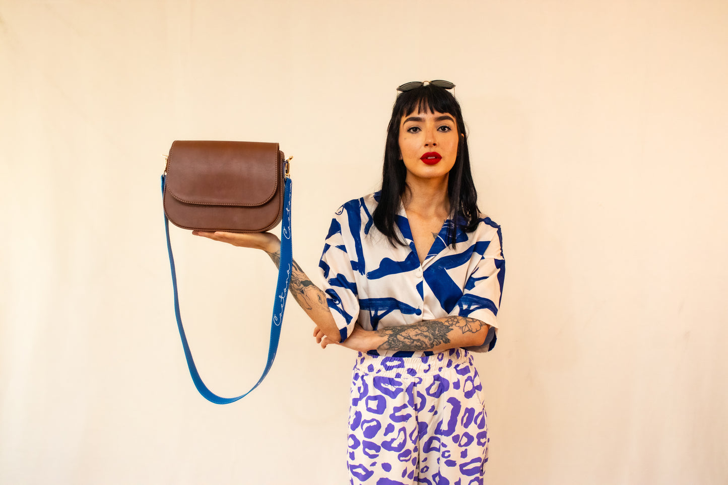 EVORA BAG MARRON + AZUL COBALTO