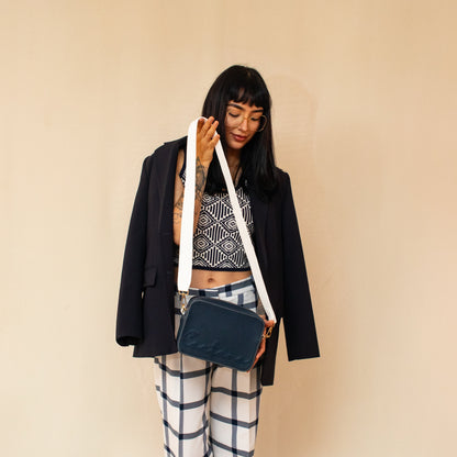 Madeira navy blue + beige